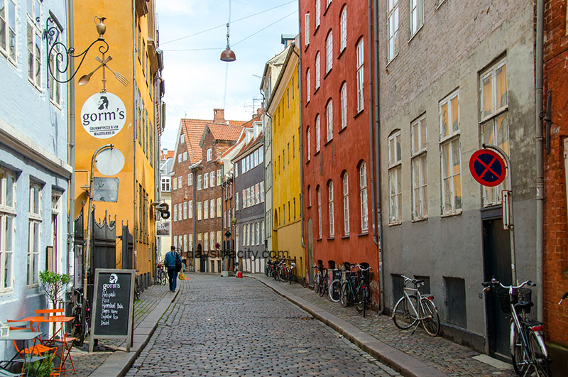 How long to spend in Copenhagen, Days in a city
